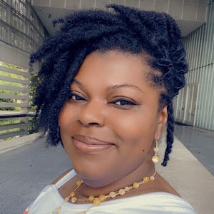 Meet your Posher, Quiana